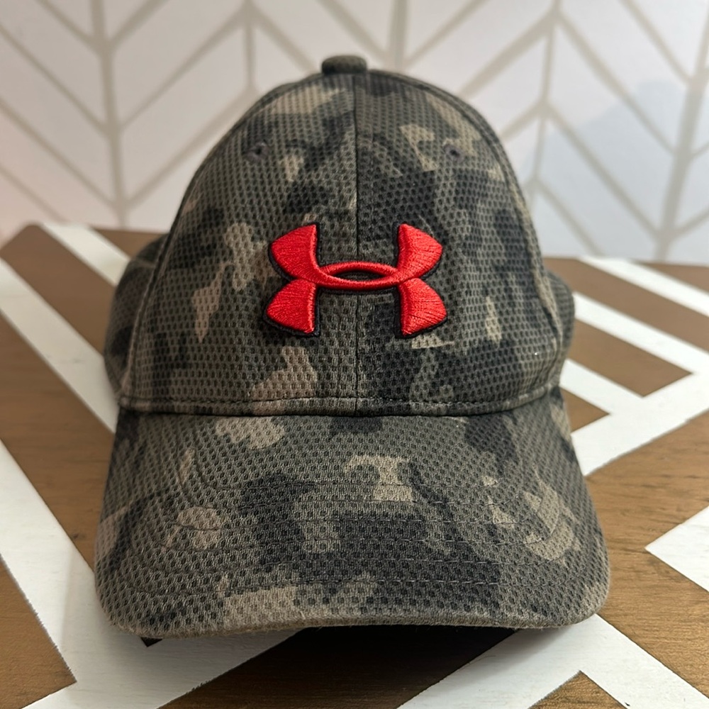 Under Armour kids camo hat